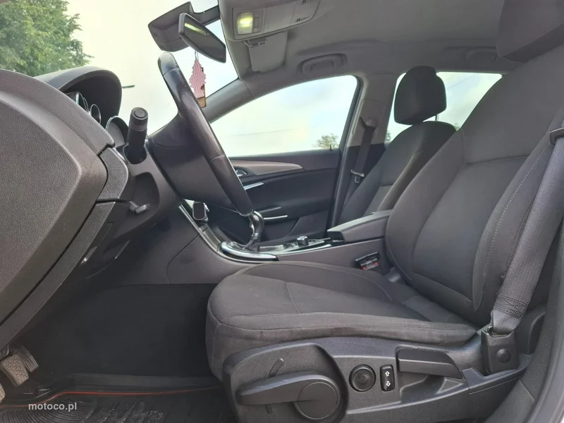 Opel Insignia A 28