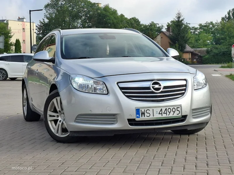 Opel Insignia A 6