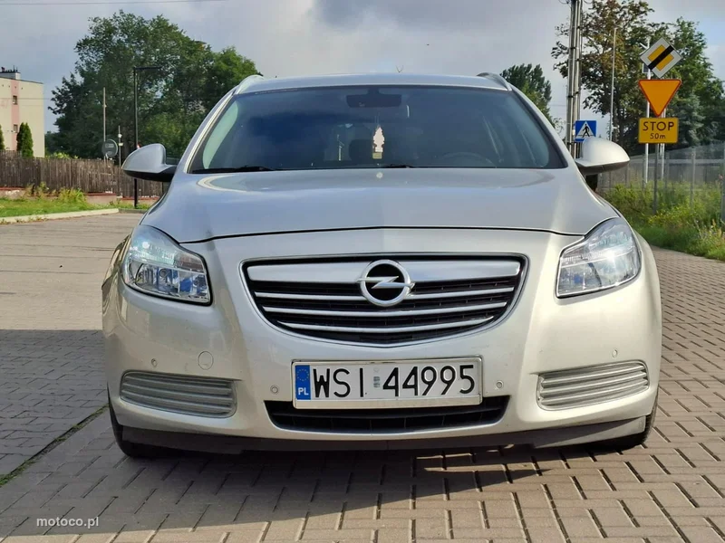 Opel Insignia A 9
