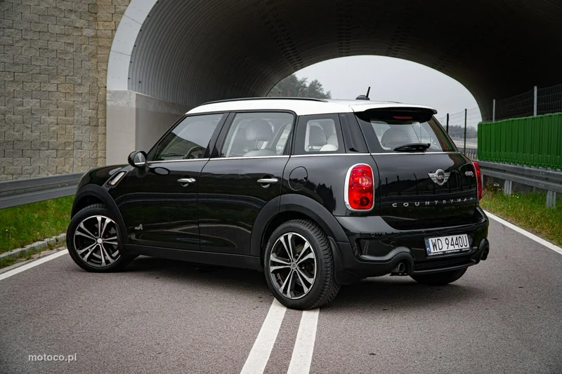 MINI Countryman 16