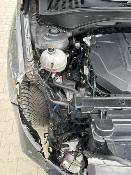 Hyundai SANTA FE 11