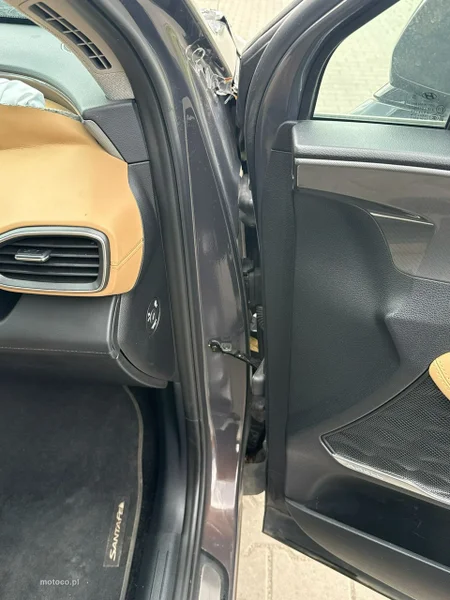 Hyundai SANTA FE 27