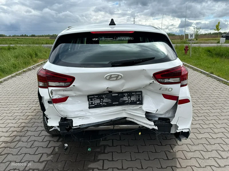 Hyundai i30 14