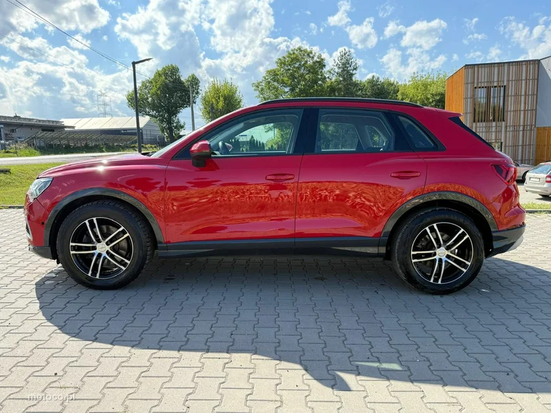 Audi Q3 F3 3