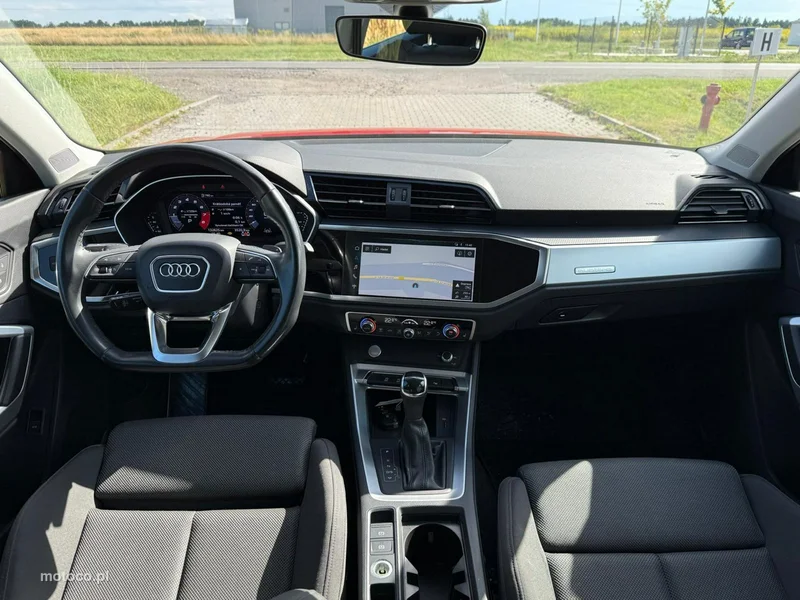 Audi Q3 F3 26