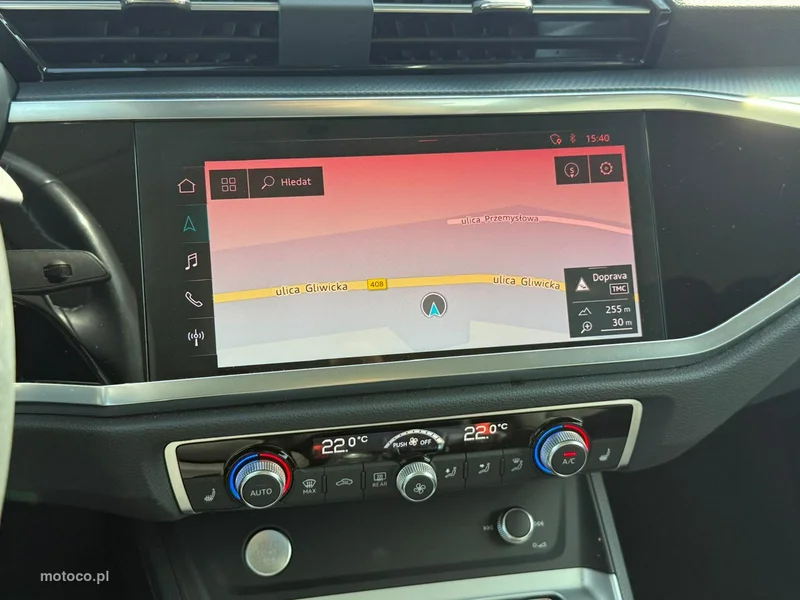 Audi Q3 F3 30