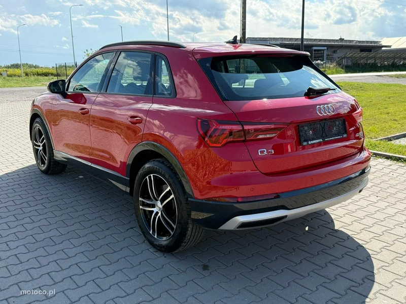 Audi Q3 F3 4