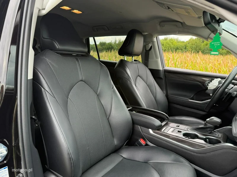 Toyota Highlander 23
