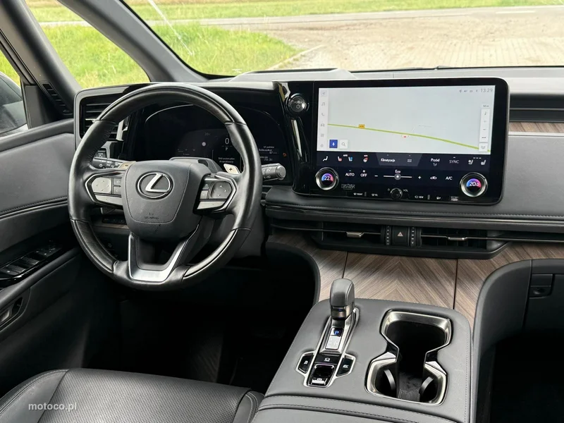 Lexus LS 30