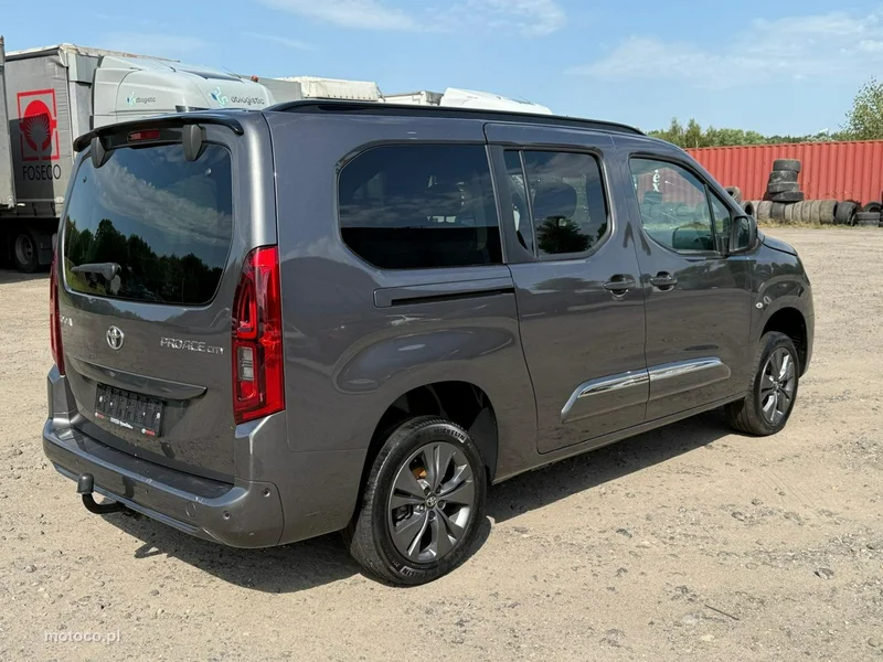 Toyota Proace City Verso 3