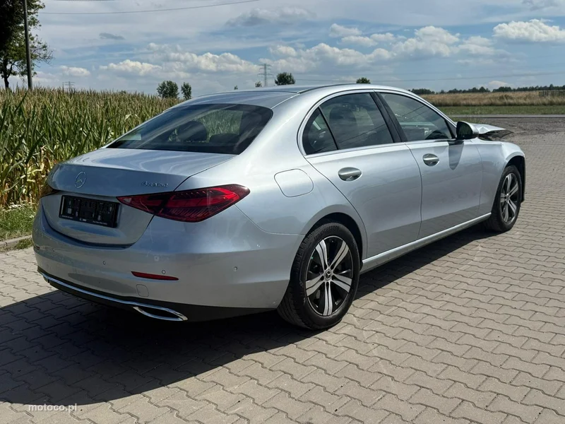 Mercedes-Benz Klasa C W206 C 200 5