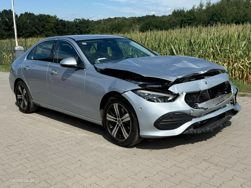 Mercedes-Benz Klasa C W206 C 200 7
