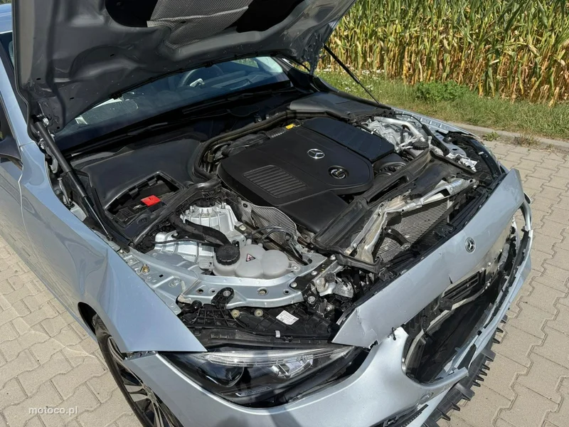 Mercedes-Benz Klasa C W206 C 200 9