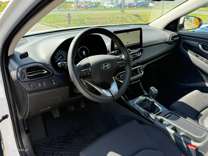Hyundai i30 13