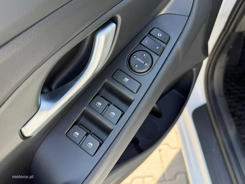 Hyundai i30 14