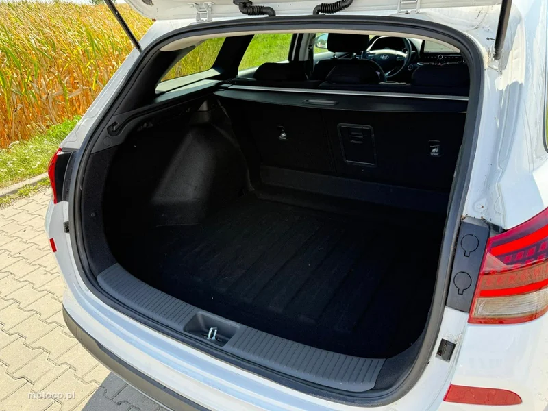 Hyundai i30 16