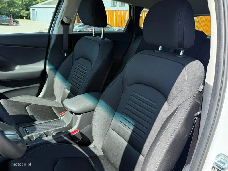 Hyundai i30 23
