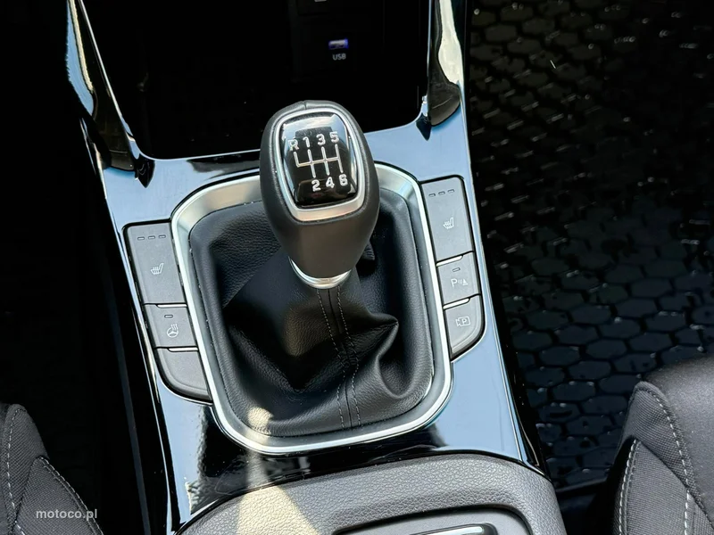 Hyundai i30 27