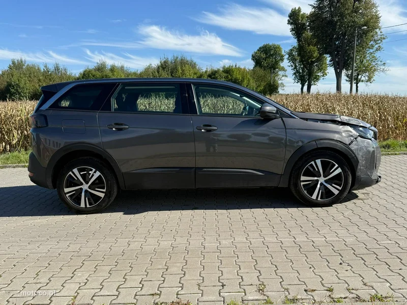 Peugeot 5008 2
