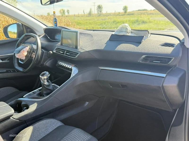 Peugeot 5008 21