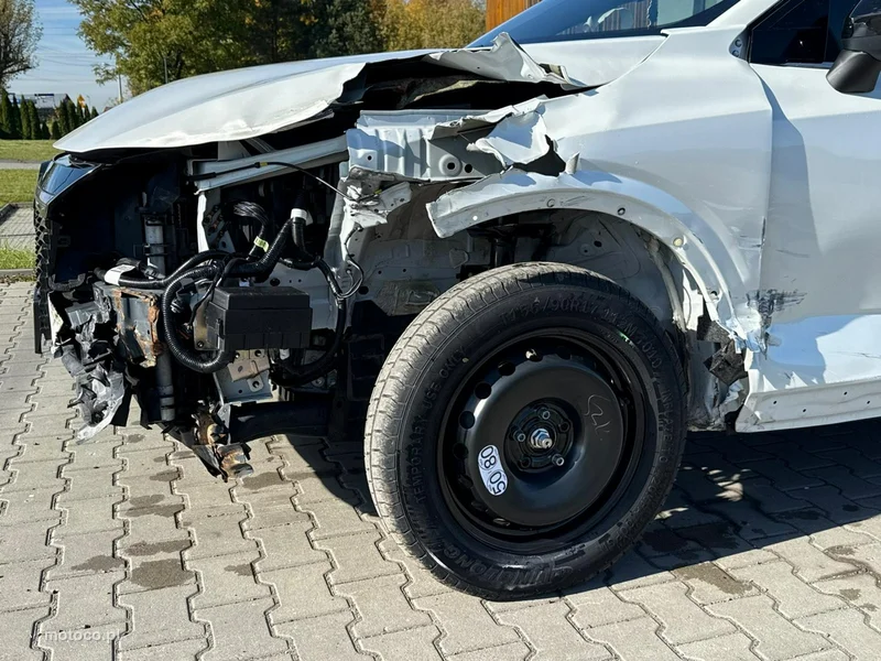 Nissan Qashqai 12