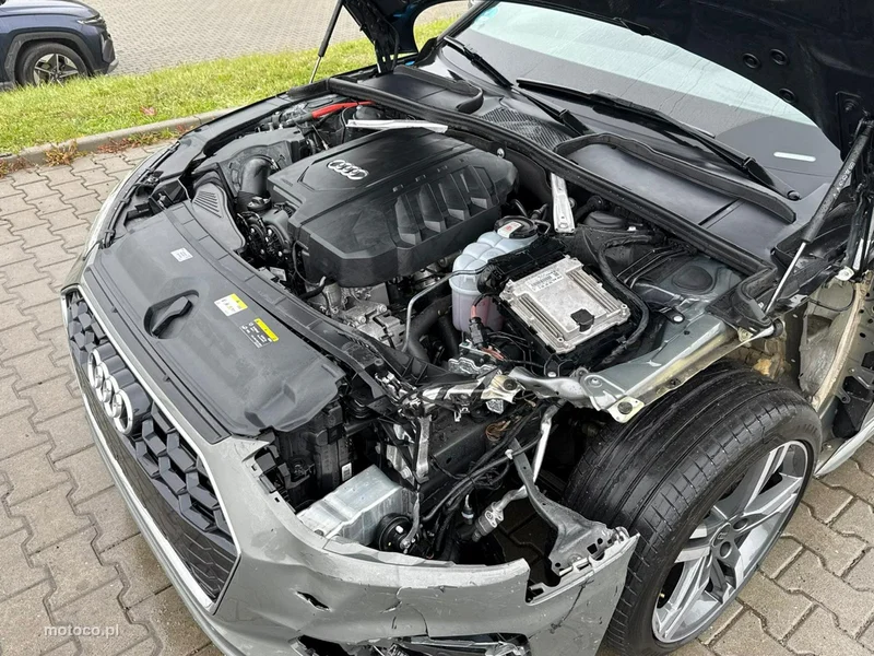 Audi A4 B9 12