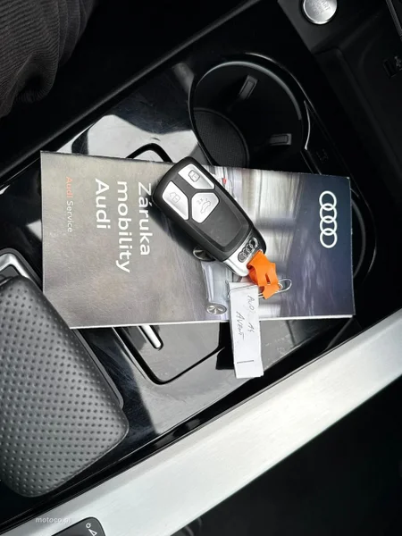 Audi A4 B9 38