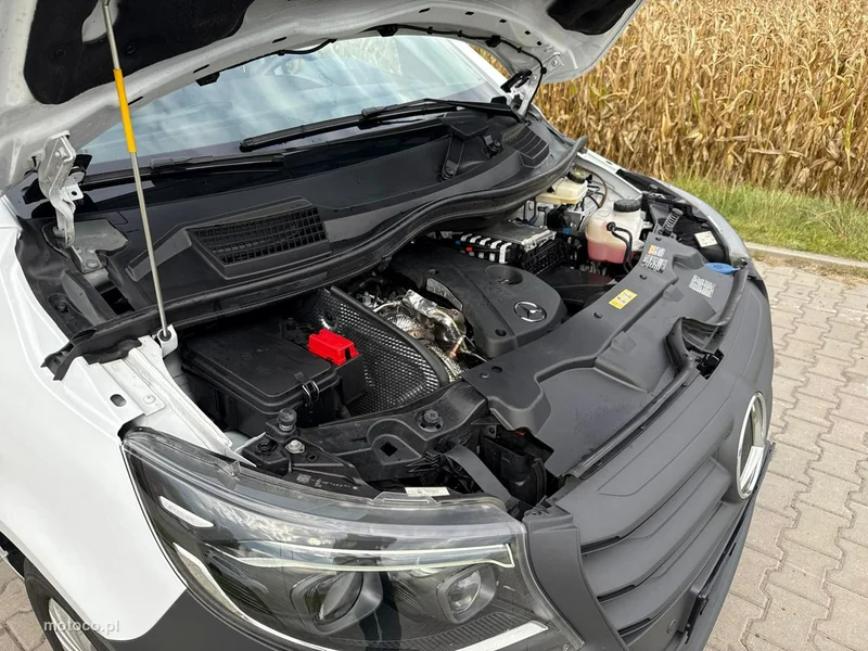 Mercedes-Benz Vito 14