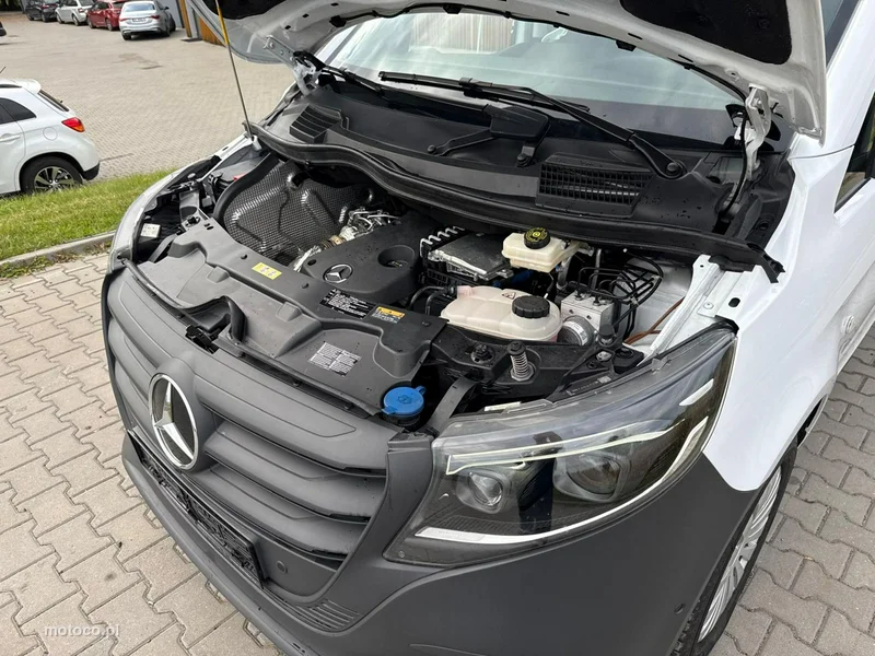 Mercedes-Benz Vito 16