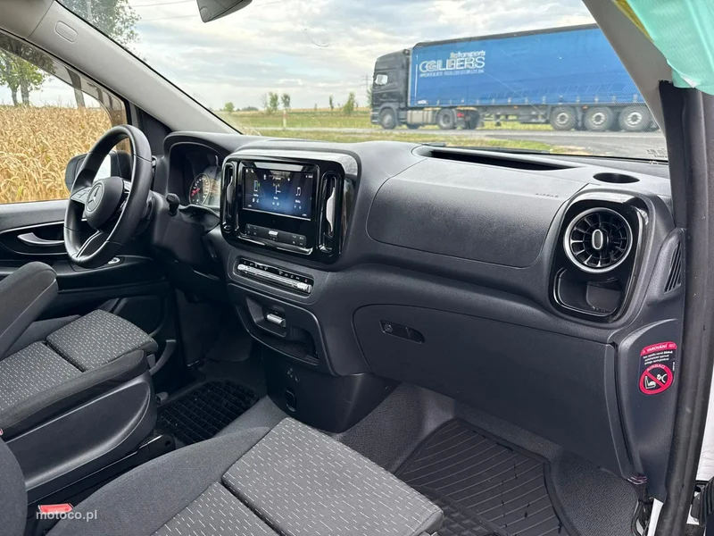 Mercedes-Benz Vito 22