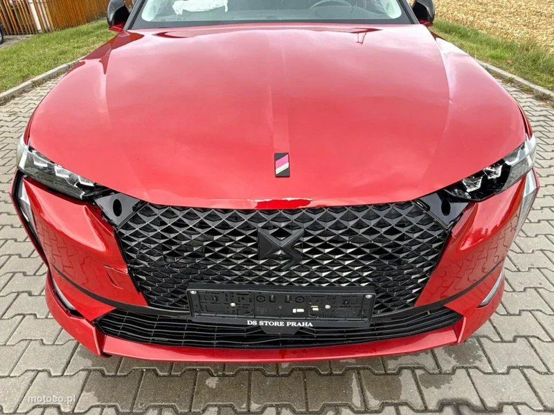 DS Automobiles DS 4 9