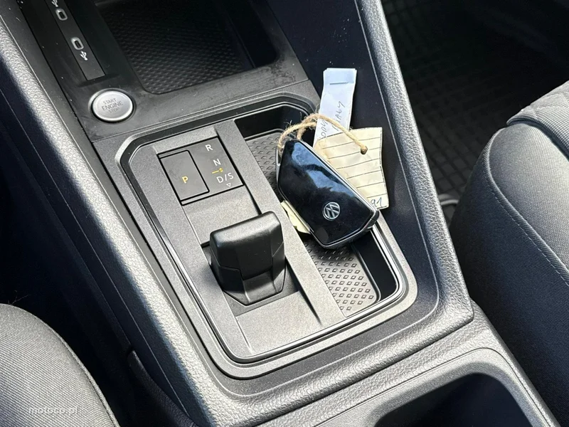 Volkswagen Caddy V 32