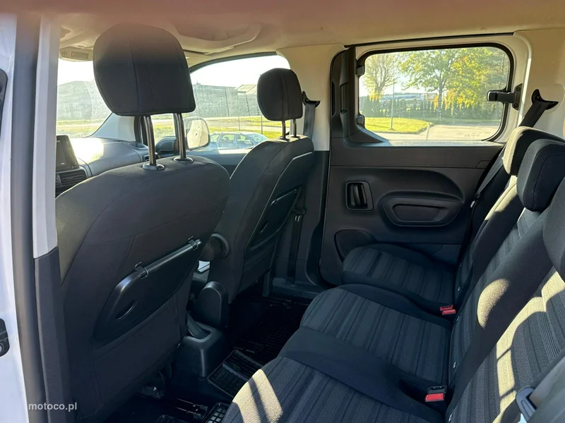 Opel Combo E 15