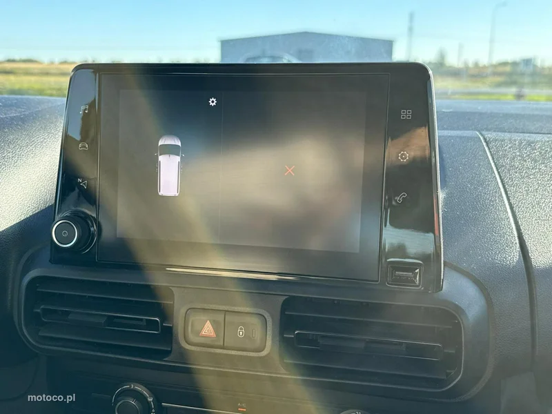 Opel Combo E 29