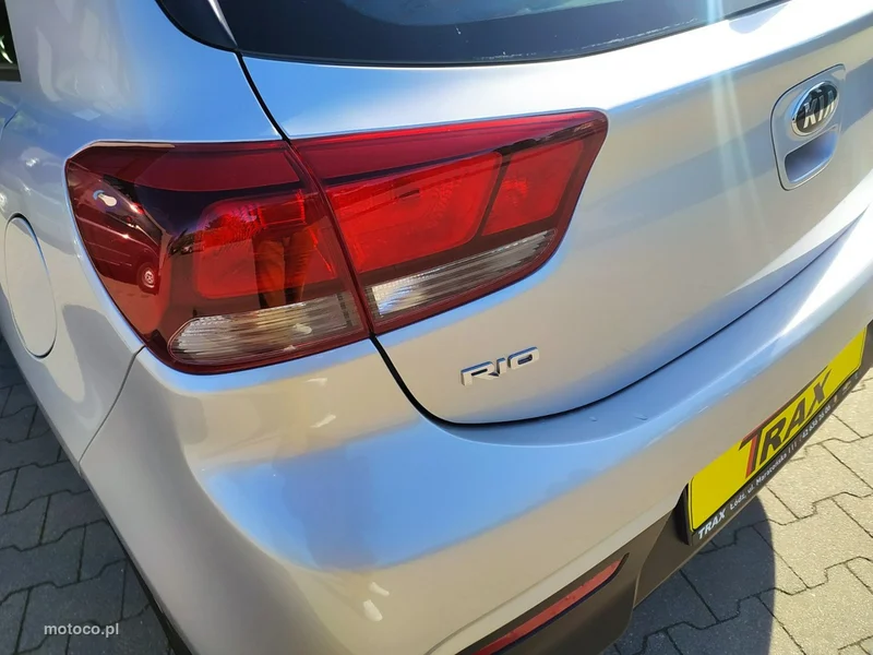 Kia Rio 19