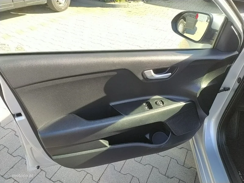 Kia Rio 22