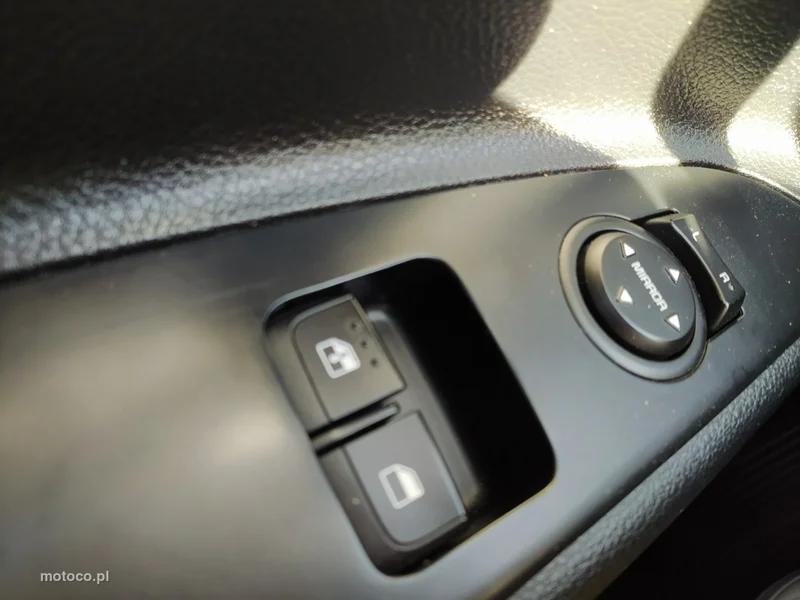 Kia Rio 10