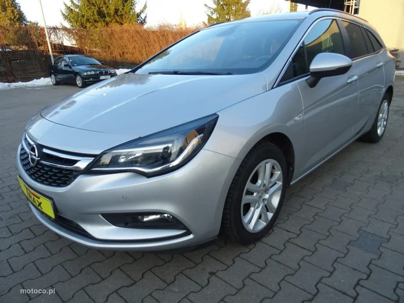 Opel Astra K 12
