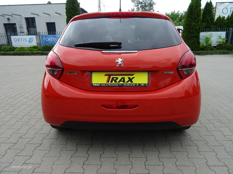 Peugeot 208 8