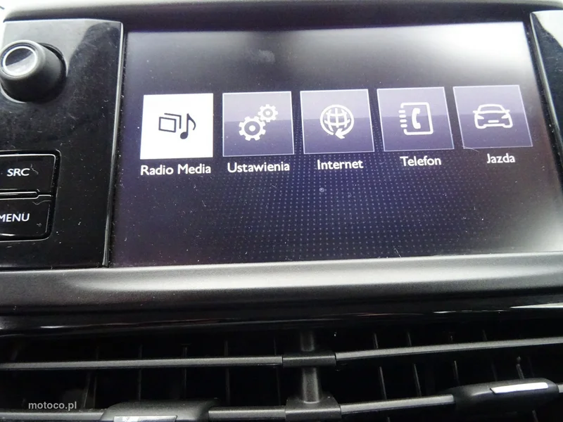Peugeot 208 15