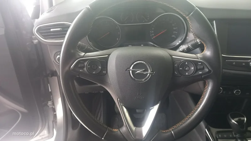 Opel Crossland X 15
