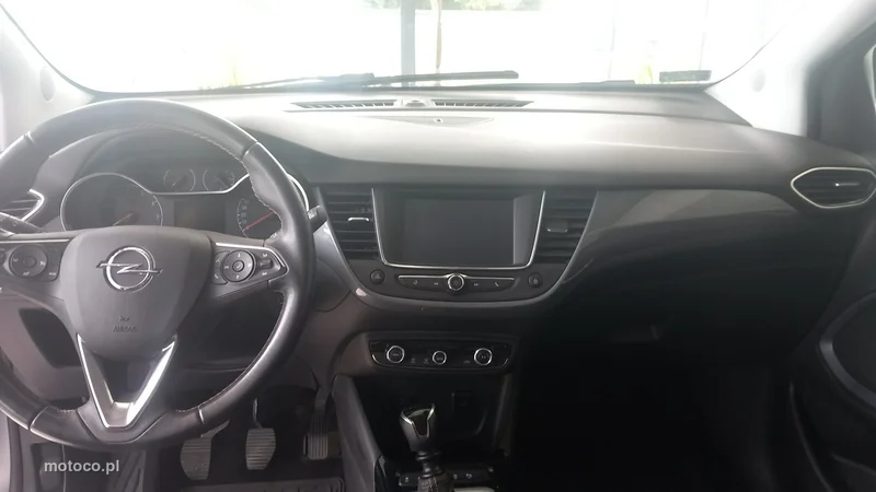 Opel Crossland X 17