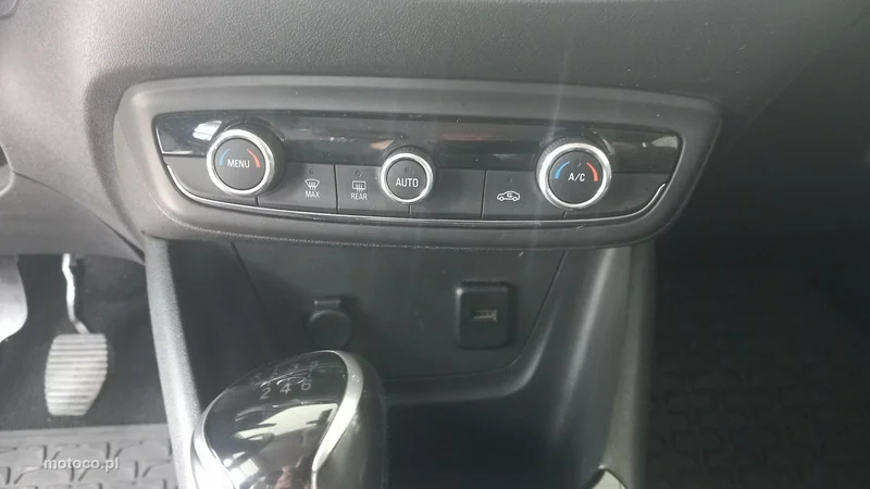 Opel Crossland X 18