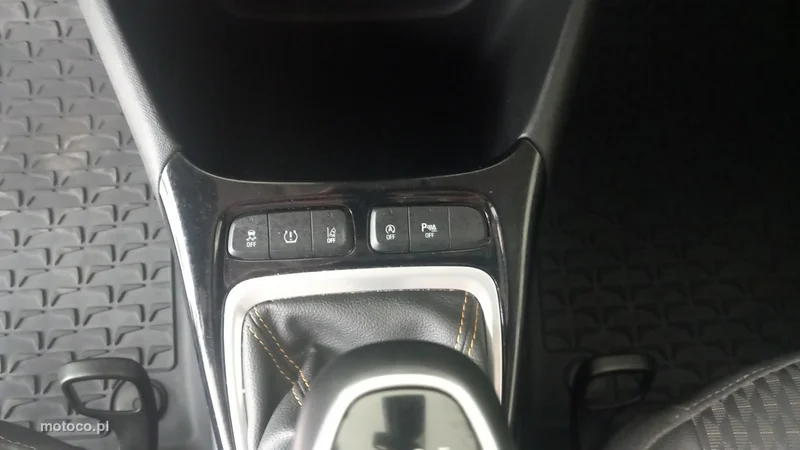 Opel Crossland X 19