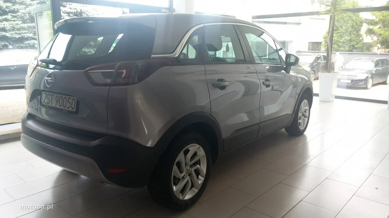 Opel Crossland X 6