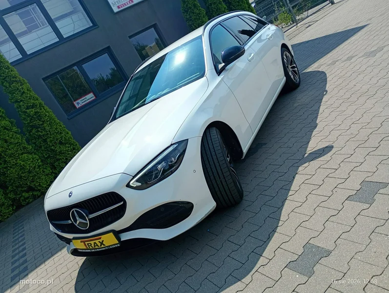 Mercedes-Benz Klasa C W206 C 220 2