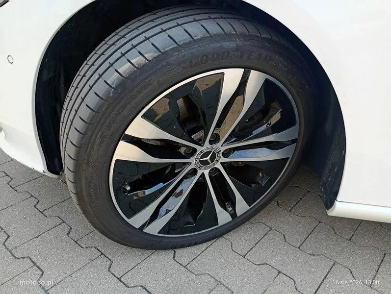 Mercedes-Benz Klasa C W206 C 220 10