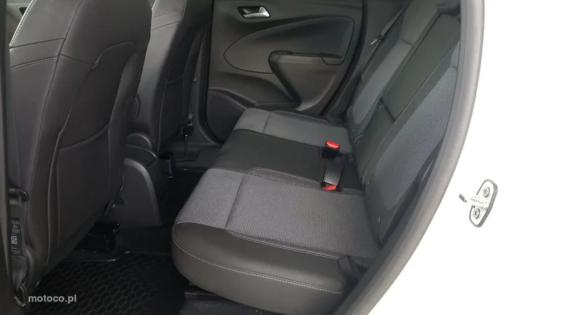 Opel Crossland X 13