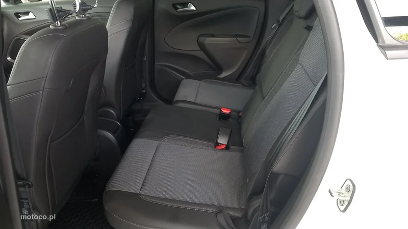 Opel Crossland X 14