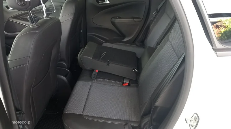 Opel Crossland X 15